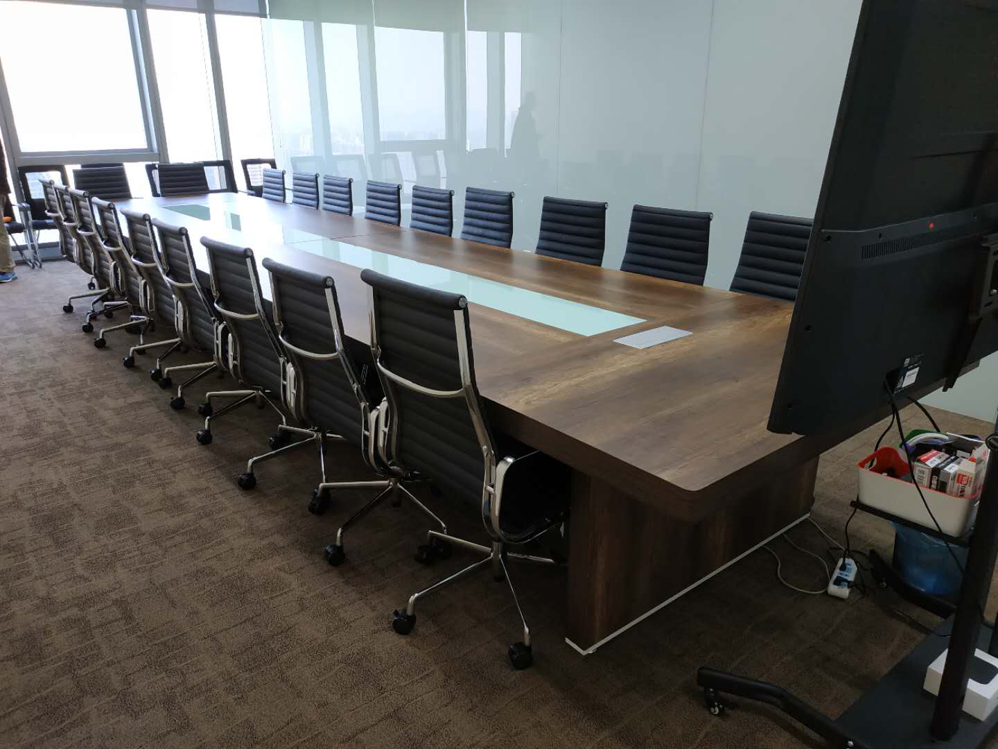 采購(gòu)辦公家具時(shí)想省事，怎樣看出是不是一站式服務(wù)？